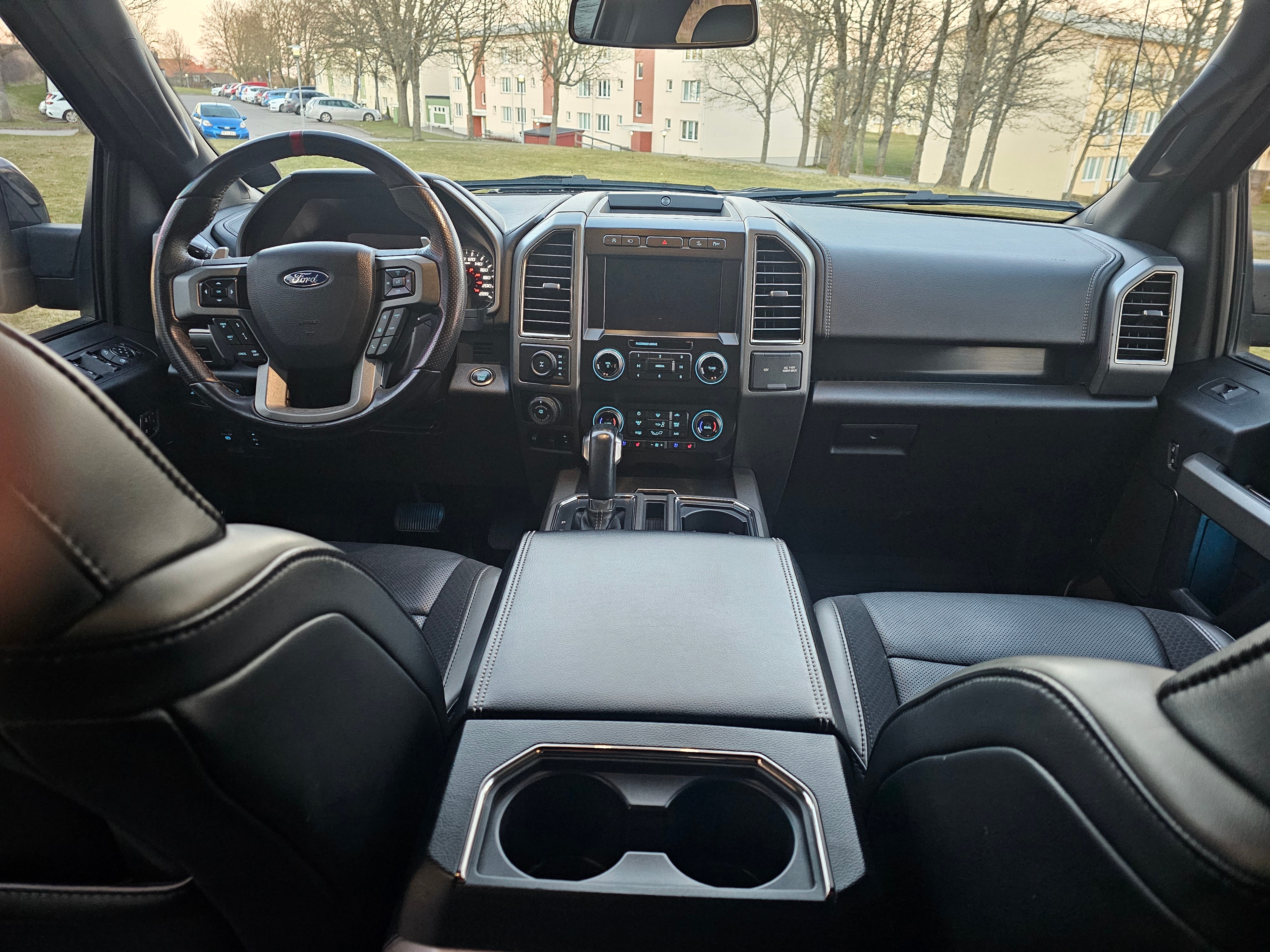 Ford F-150 Raptor SuperCrew SelectShift 2021, bild 3/6