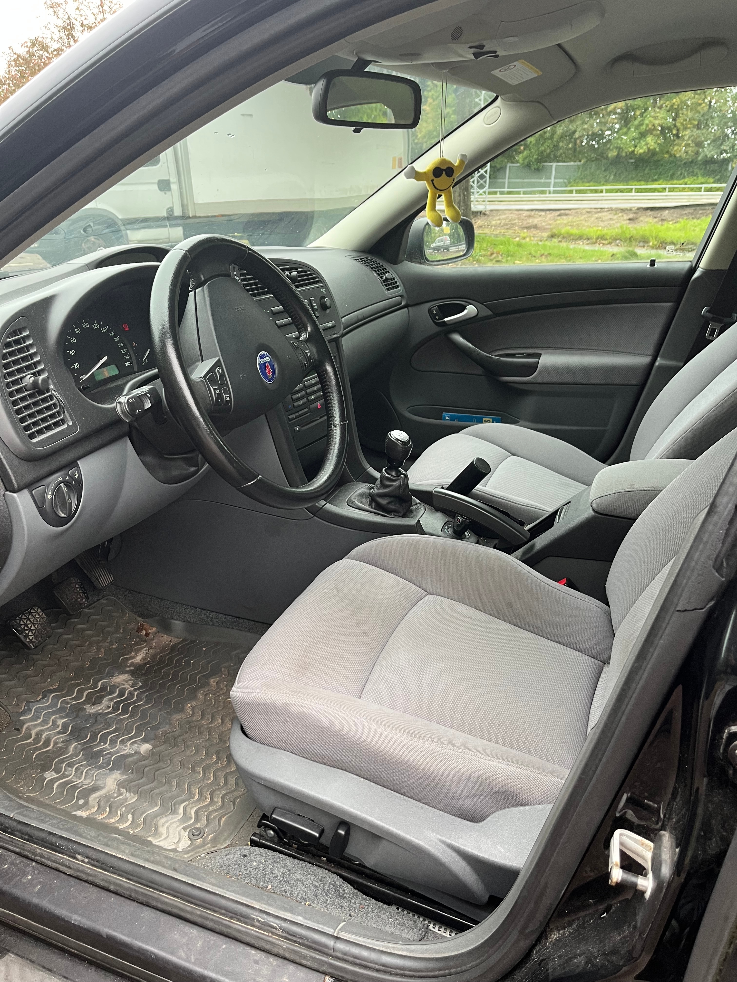 Saab 9-3 SportSedan 1.8t Manuell 2003, bild 5/5