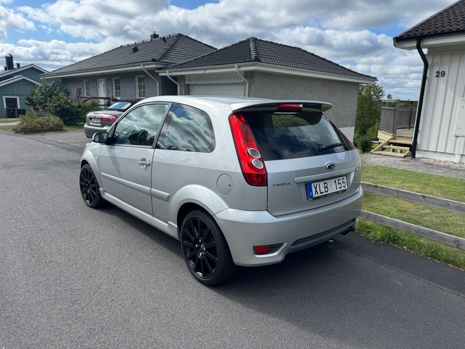 Ford Fiesta ST Manuell 2006, bild 2/7
