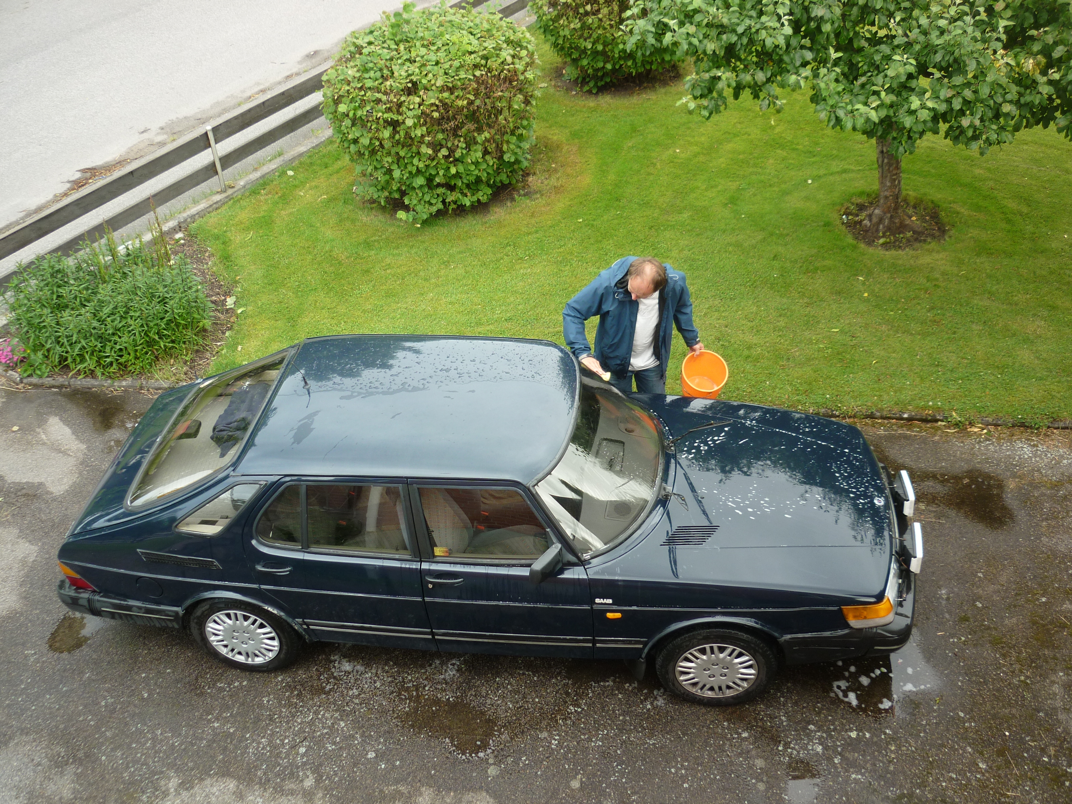 Saab 900