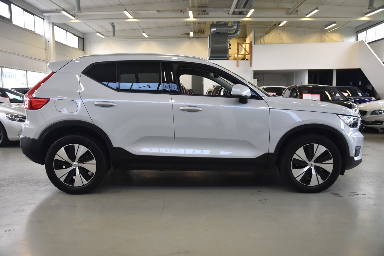 Volvo XC40 2021, bild 2/10