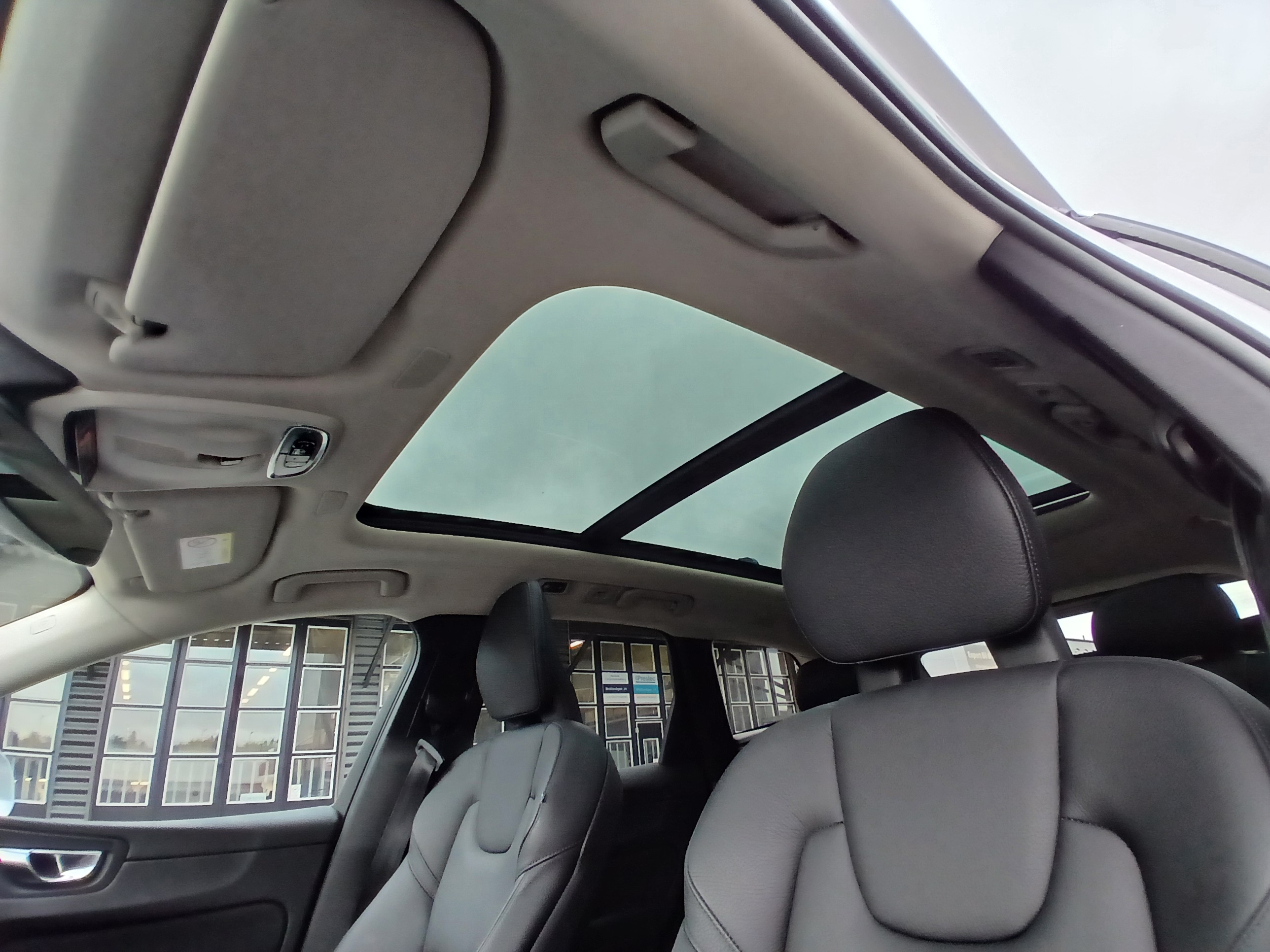 Volvo XC60 Recharge T6 AWD Geartronic 2021, bild 5/6