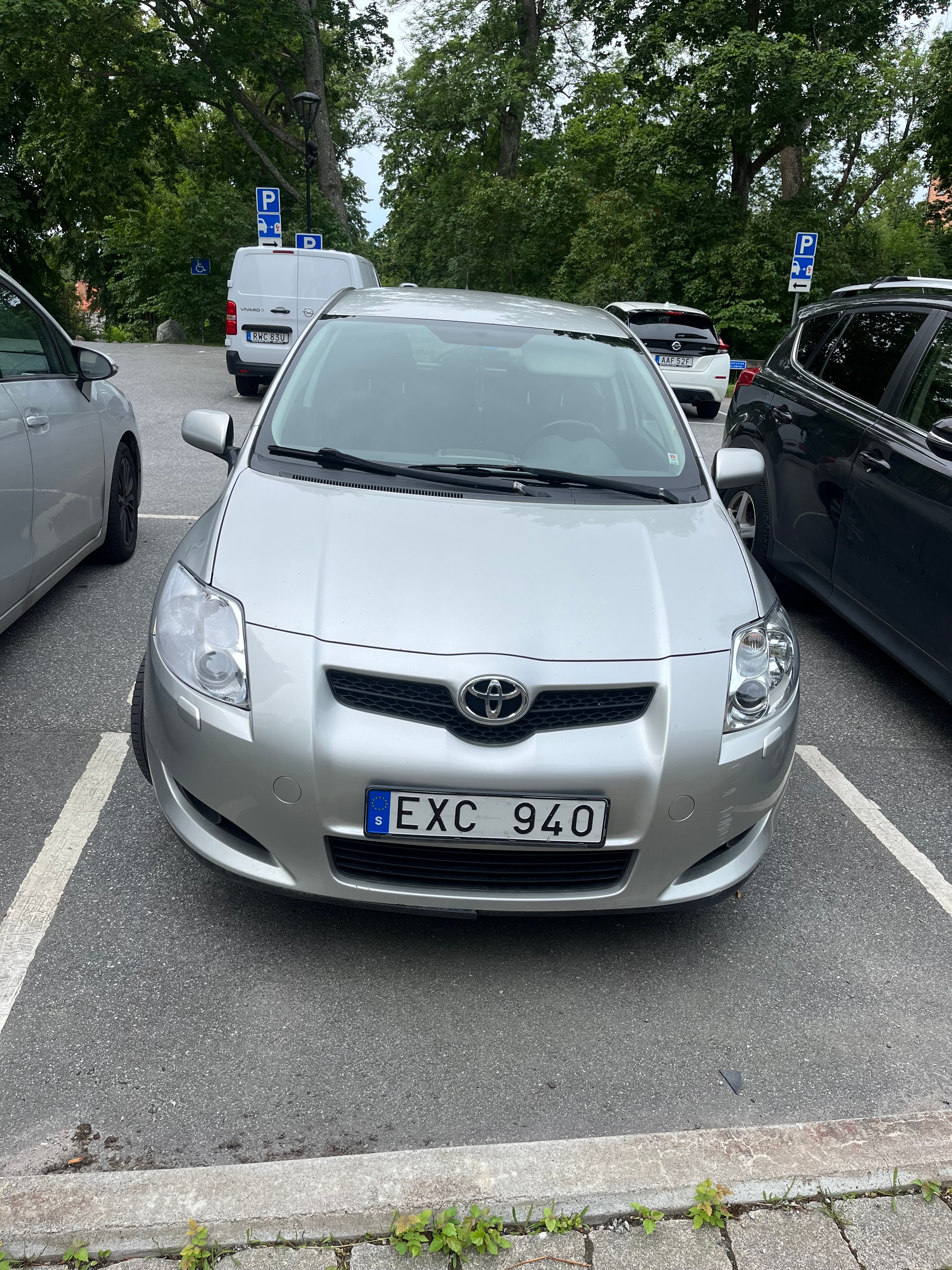 Toyota Auris 1.6 2007, bild 2/10