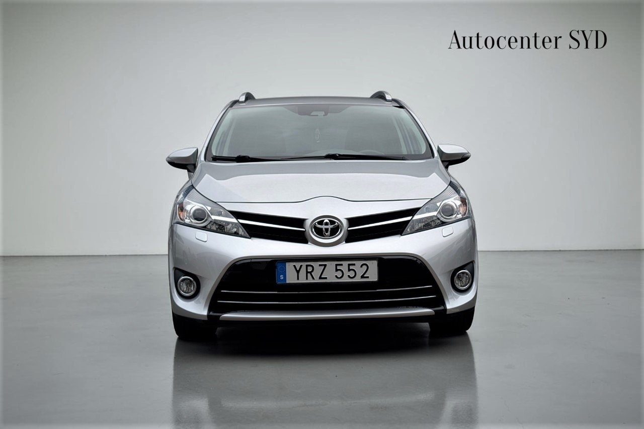 Toyota Verso 2017, bild 2/10
