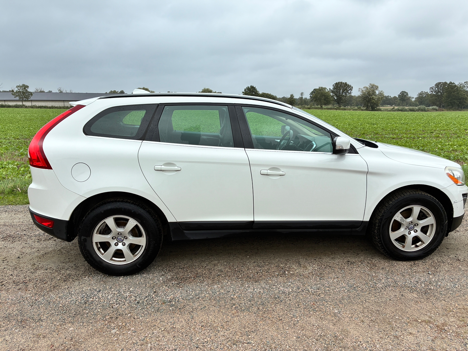 Volvo XC60 D4 Manuell 2013, bild 2/5