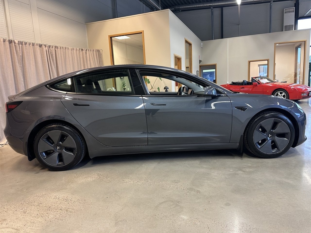 Tesla Model 3 2021, bild 2/10