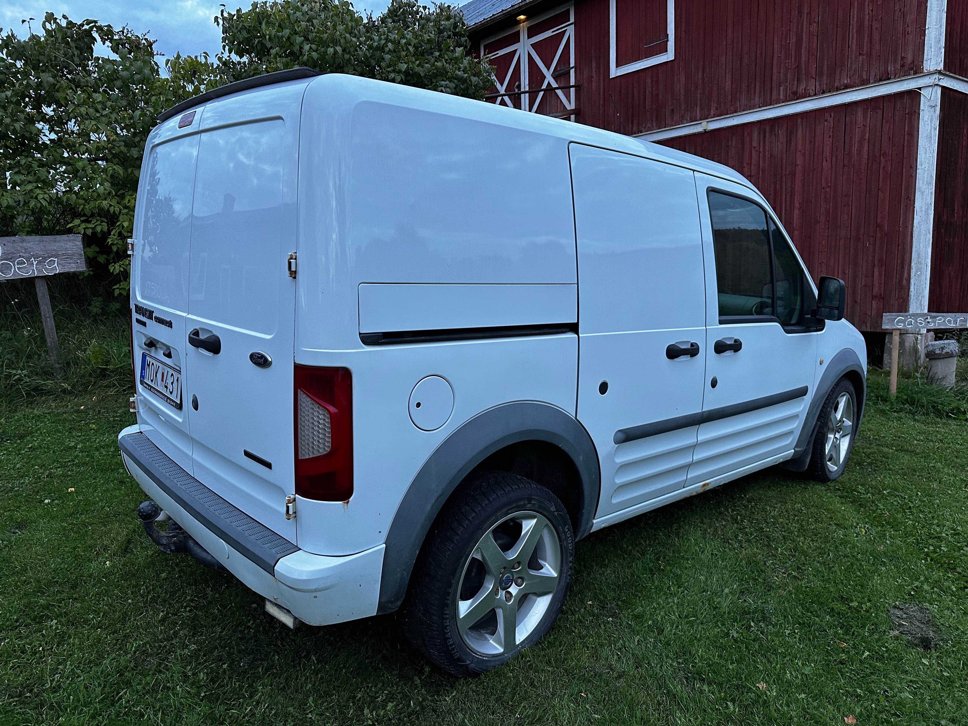 Ford Transit Connect 2009, bild 2/6