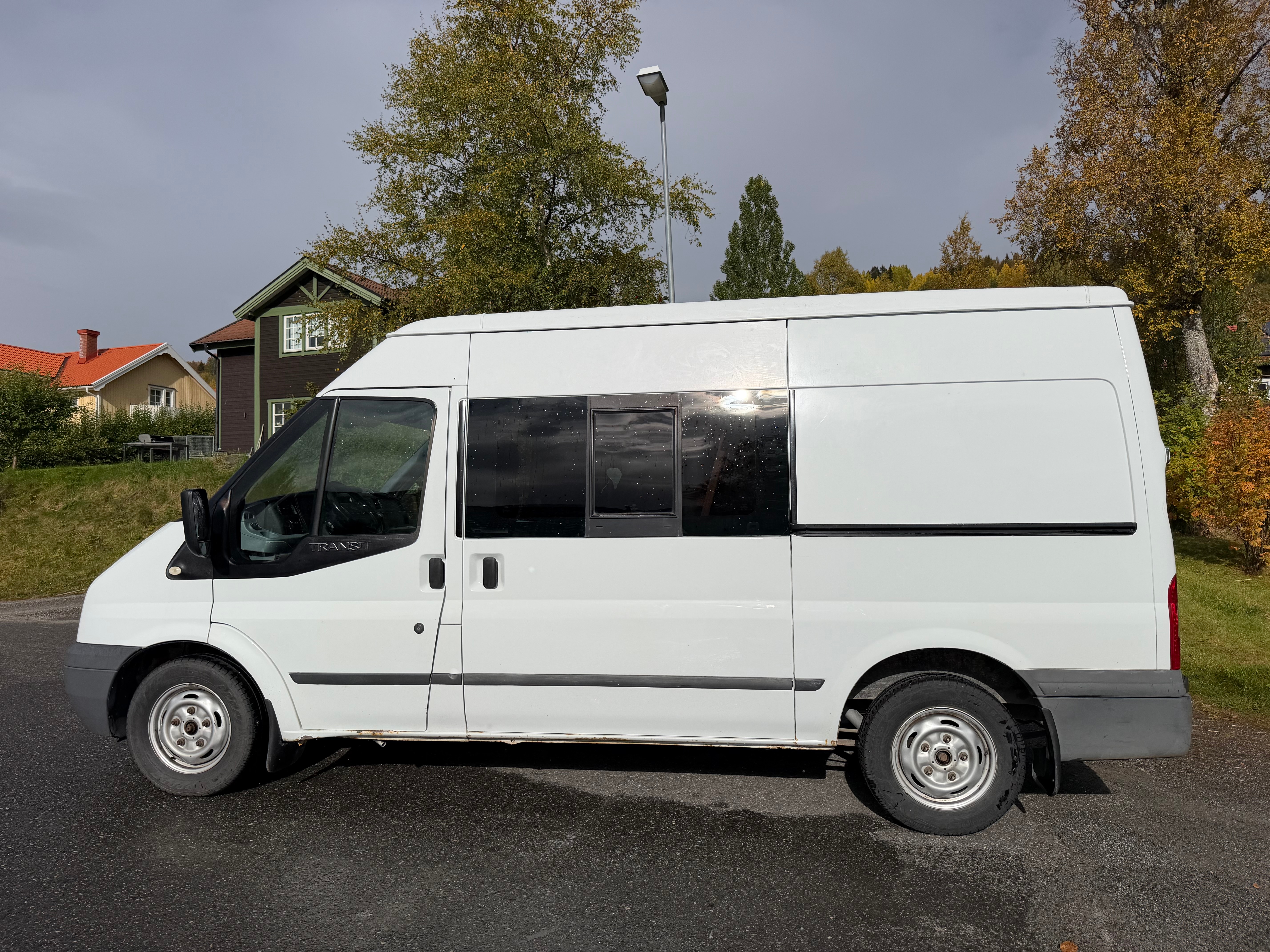 Ford Transit 2009, kuva 2/8