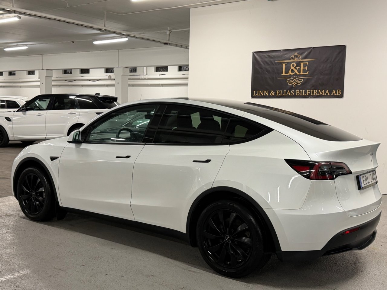 Tesla Model Y 2023, bild 4/10