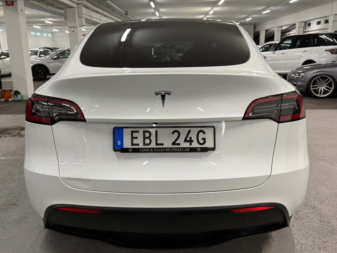 Tesla Model Y 2023, bild 6/10