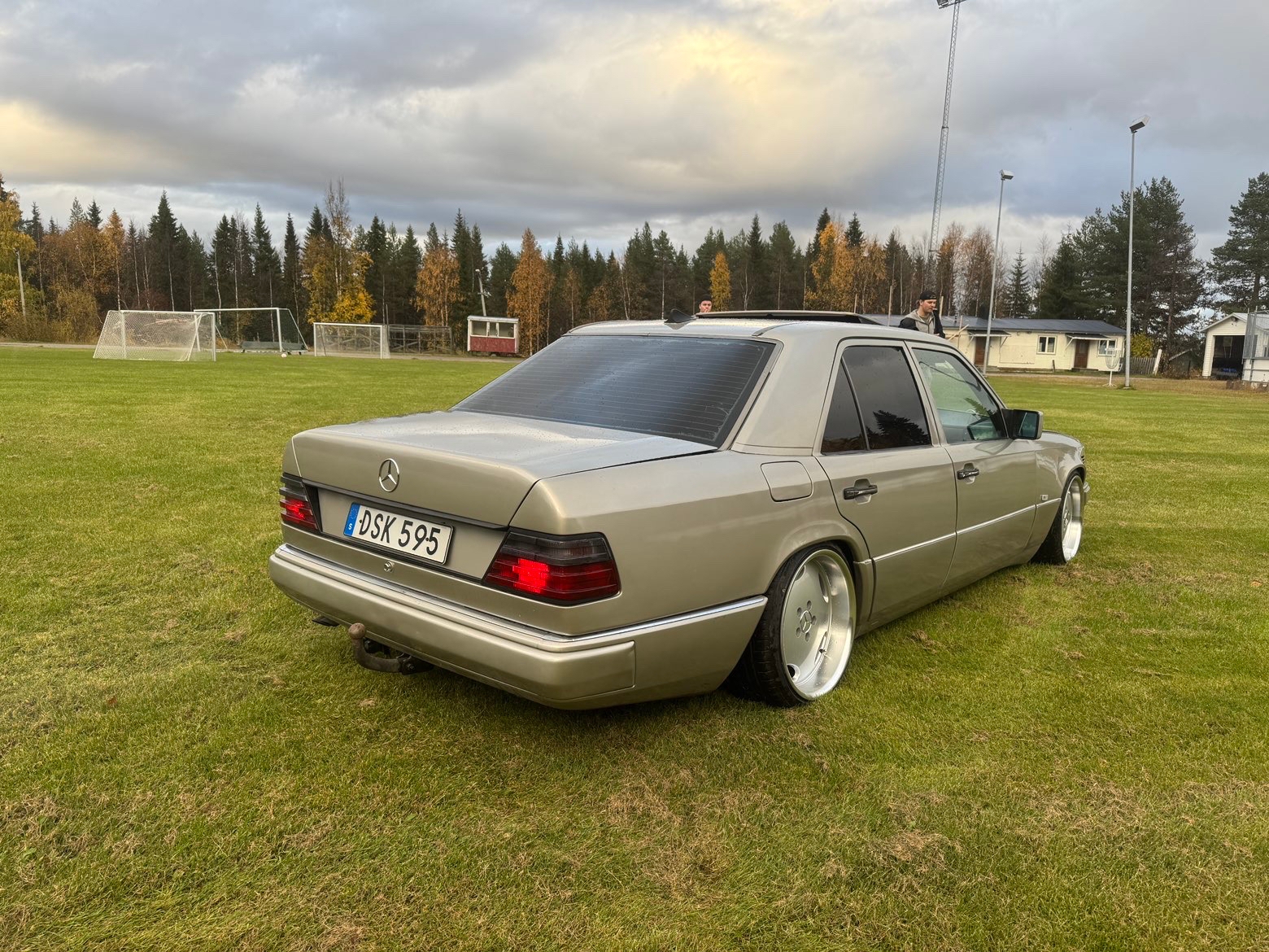 Mercedes-Benz 300 D 1991, bild 4/9