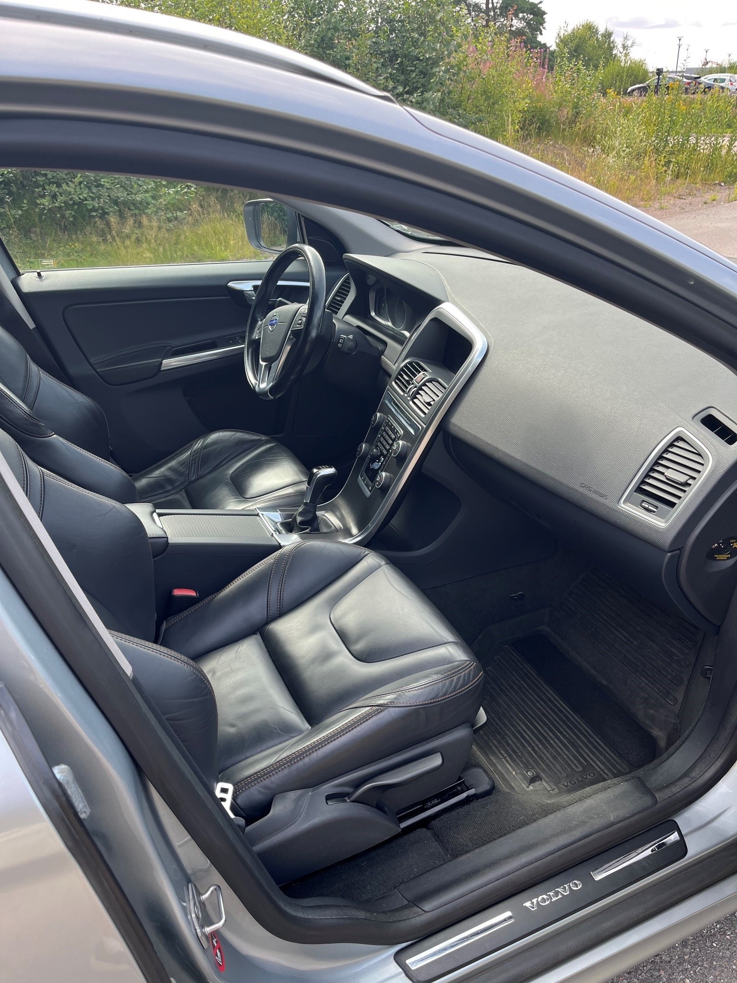 Volvo XC60 D4 Momentum 2014, bild 7/10