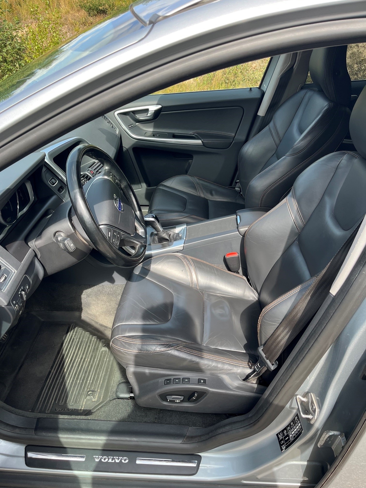 Volvo XC60 D4 Momentum 2014, bild 6/10