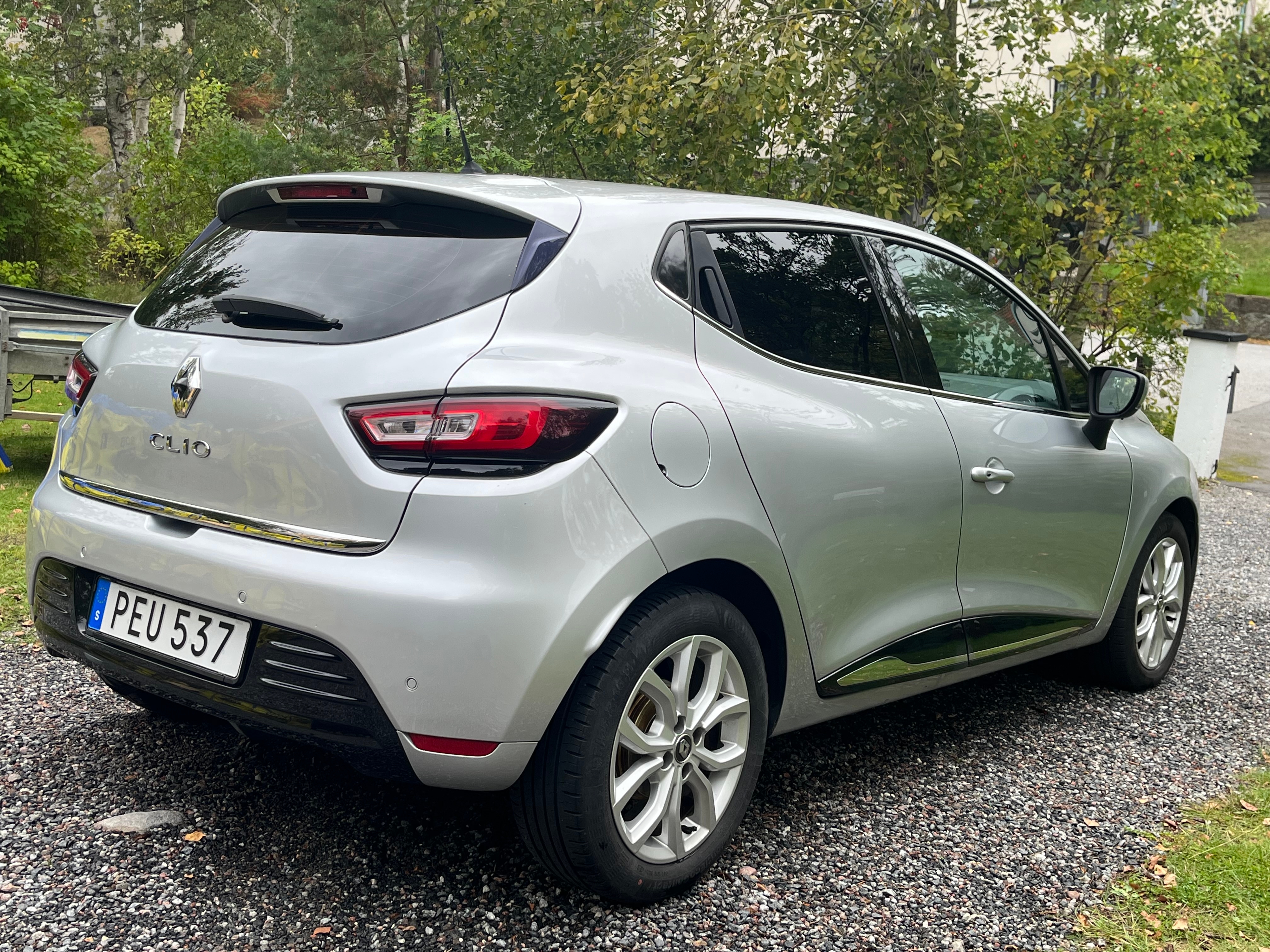 Renault Clio 0.9 TCe Manuell 2018, bild 2/4
