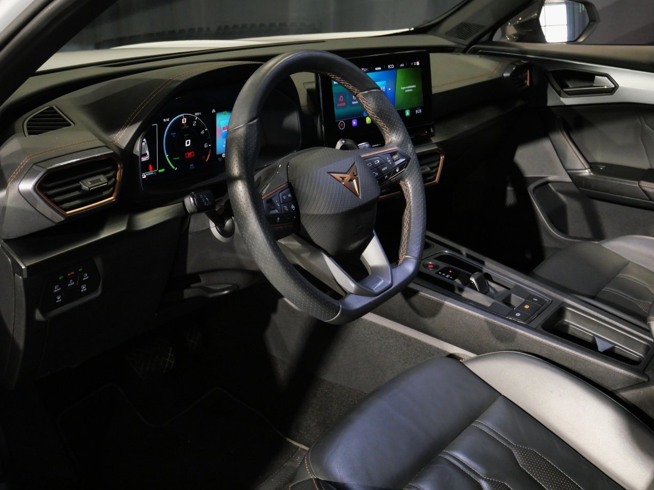 Cupra Formentor VZ e-Hybrid 204hk 2024, bild 7/10