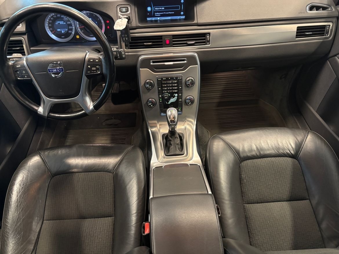 Volvo V70 2013, kuva 7/10