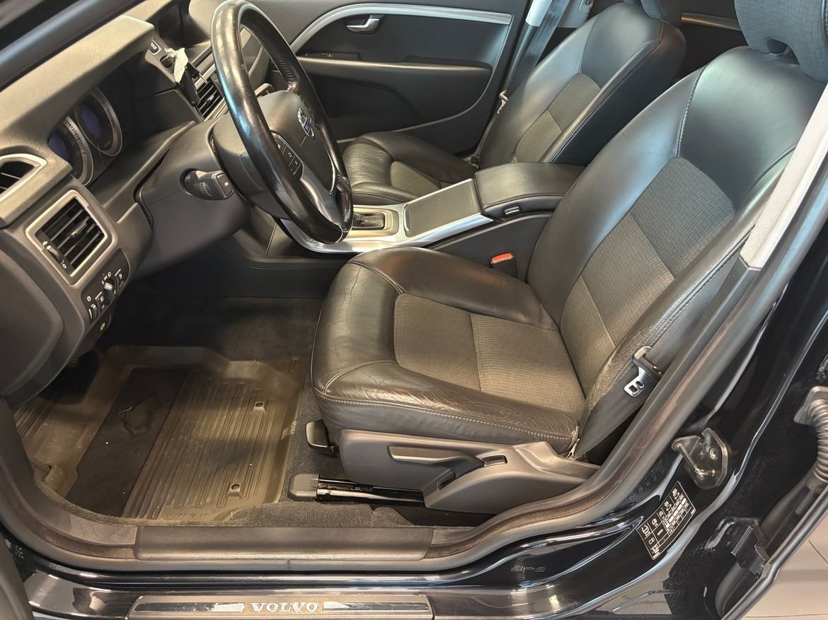 Volvo V70 2013, kuva 5/10