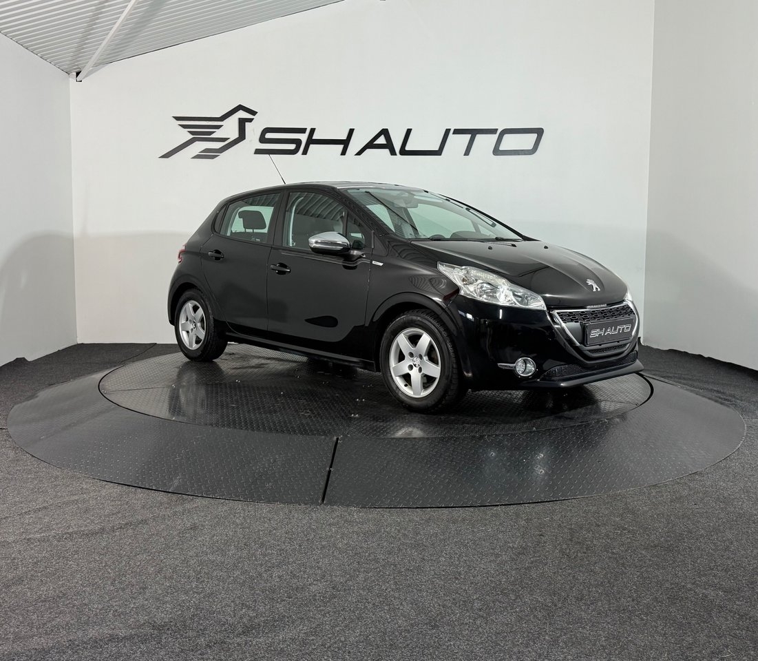 Peugeot 208 1.2 VTi 82 2013, bild 3/10
