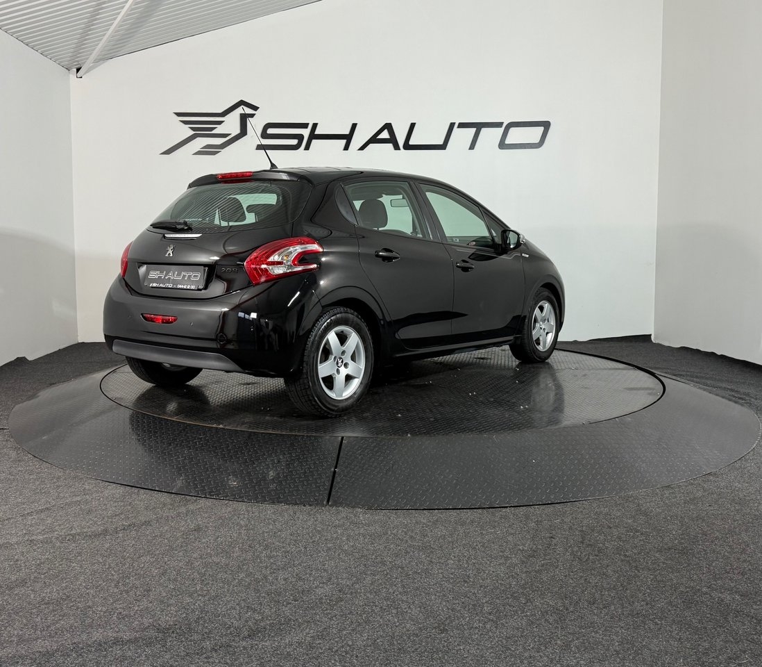 Peugeot 208 1.2 VTi 82 2013, bild 5/10