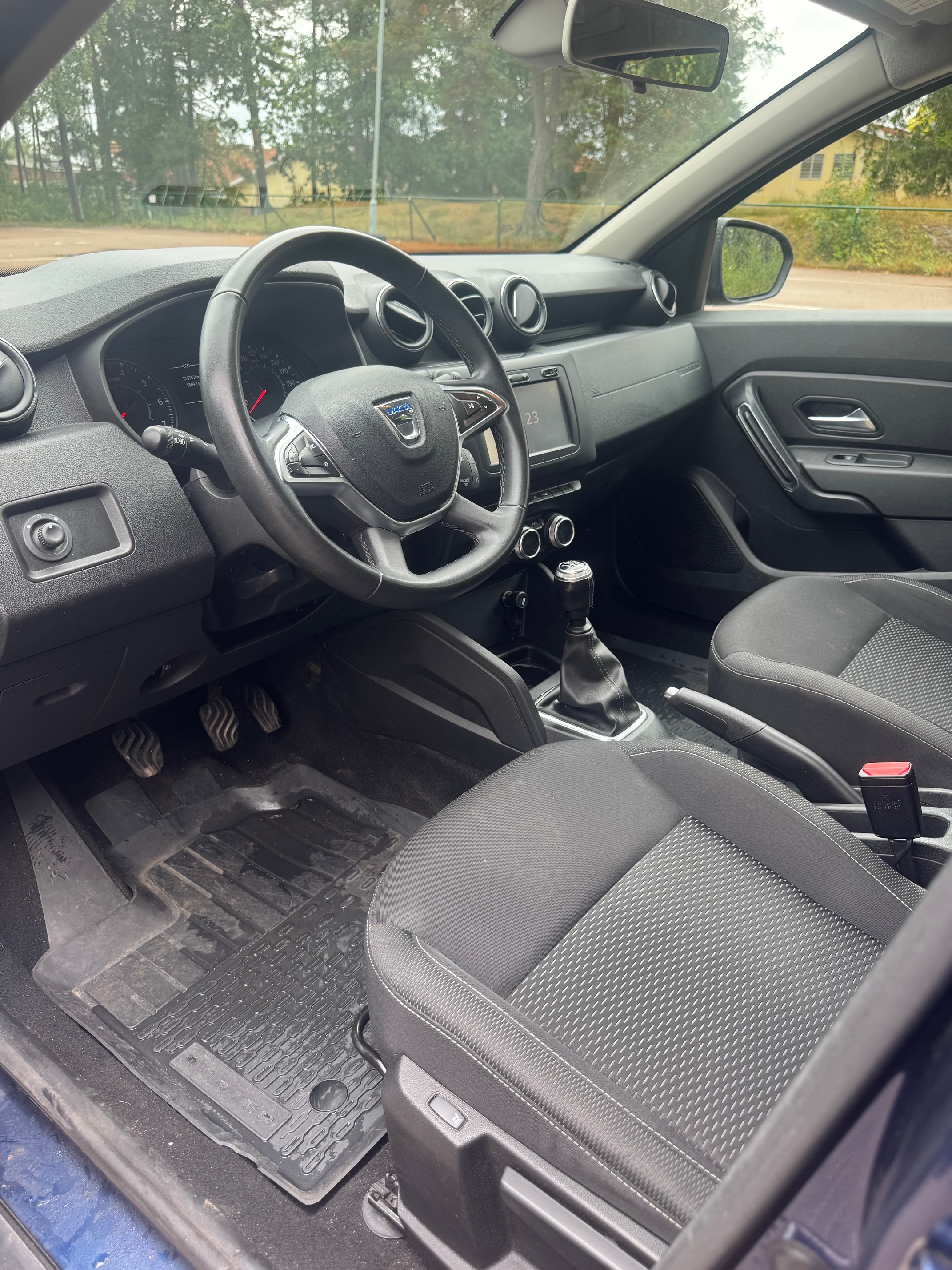Dacia Duster 1.2 TCe Manuell 2018, bild 7/8