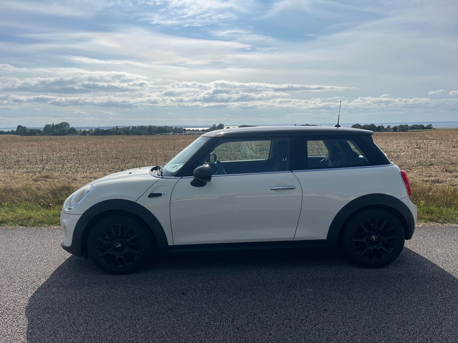 MINI Cooper 3-dörrars Manuell 2015, bild 2/5