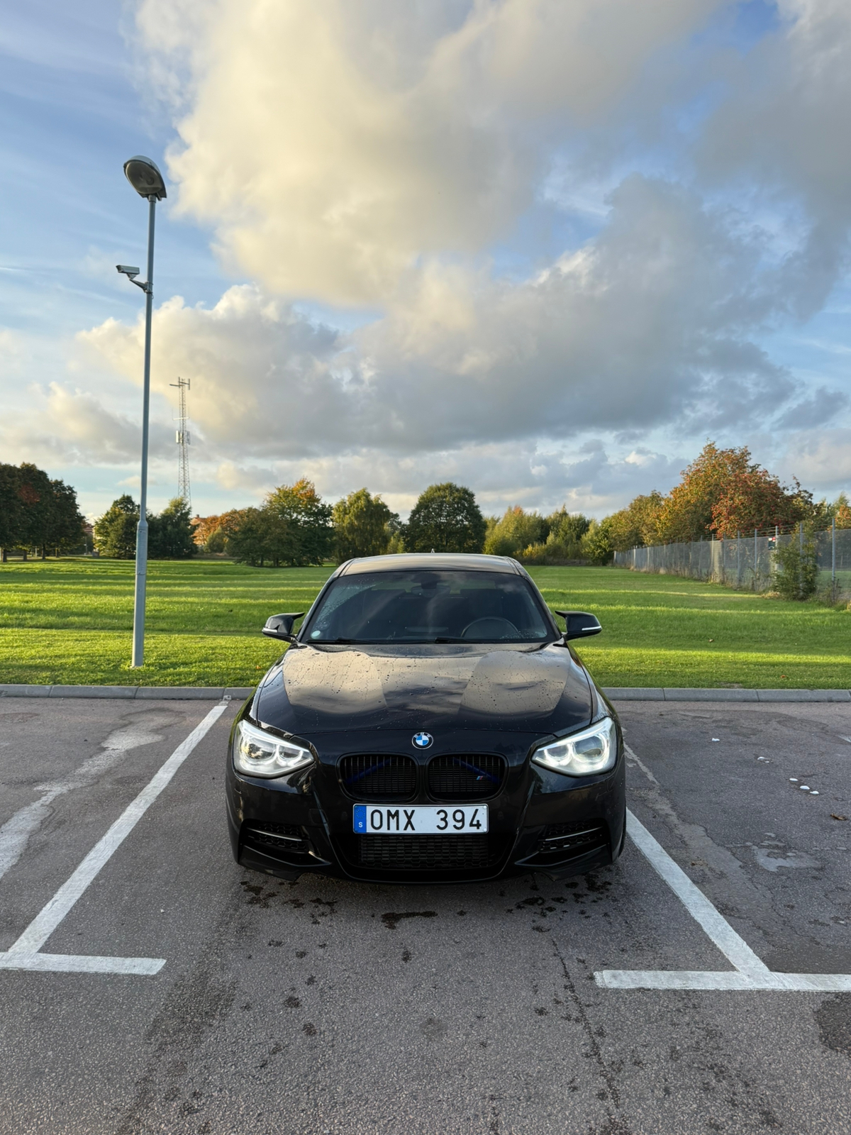 BMW M135i xDrive 5-dörrars Steptronic 2014, photo 2/26