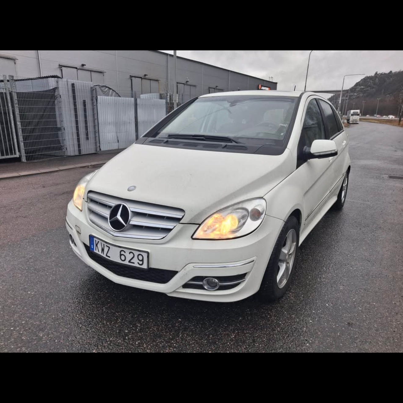 Mercedes-Benz B