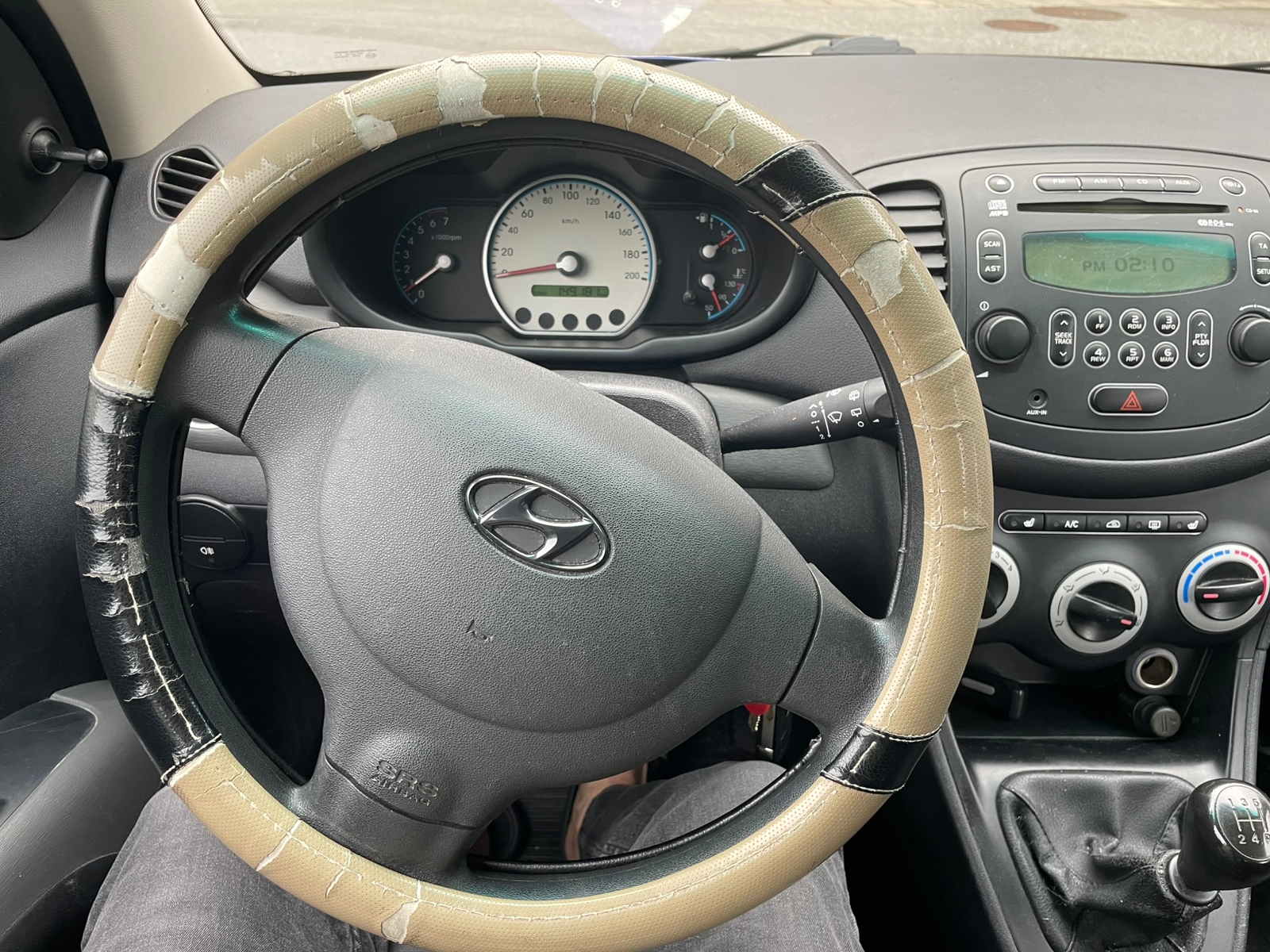 Hyundai i10 1.1 iRDE Manuell 2010, bild 2/5