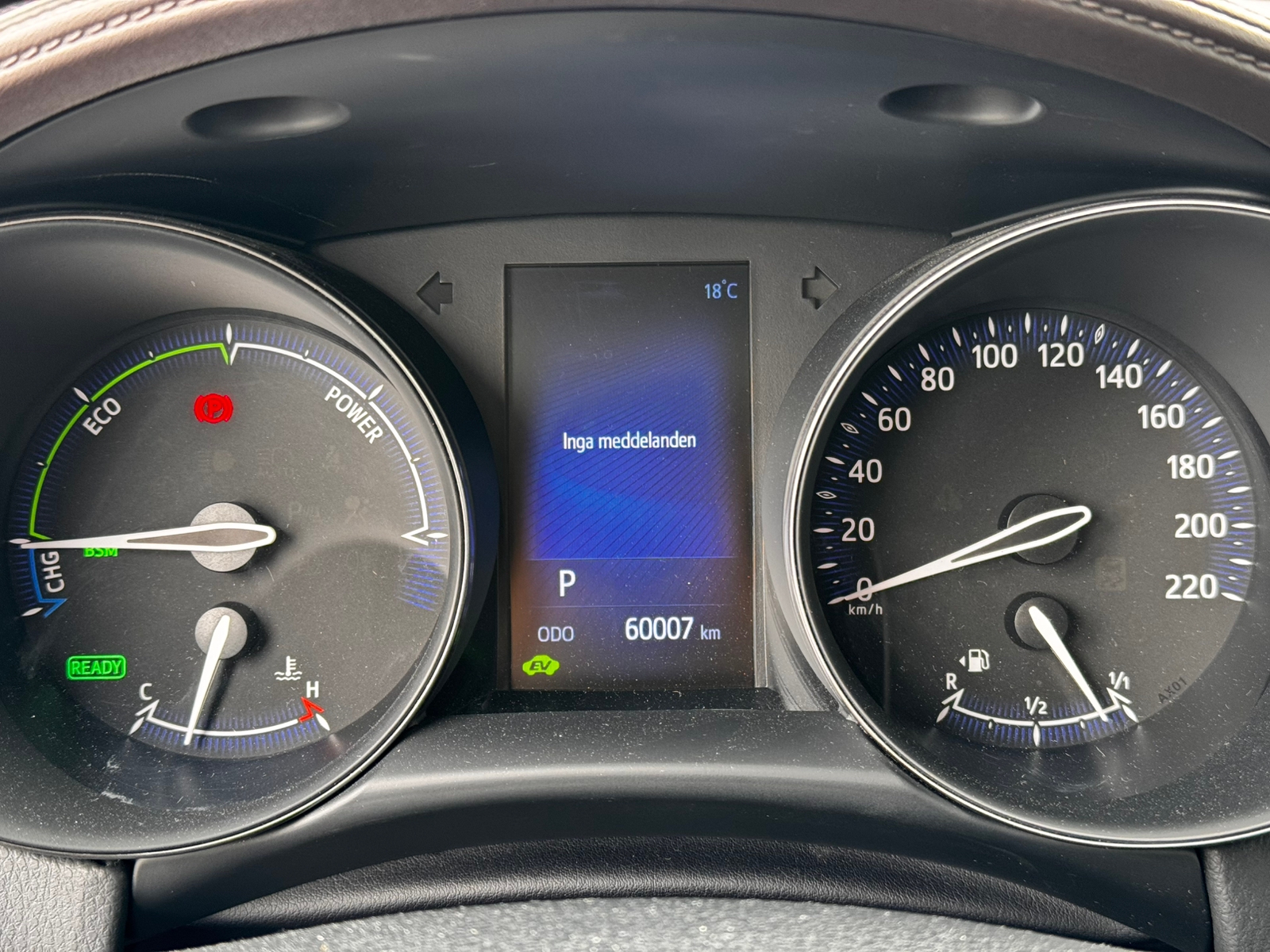 Toyota C-HR Hybrid Executive Drag Skinn 2019, bild 5/8