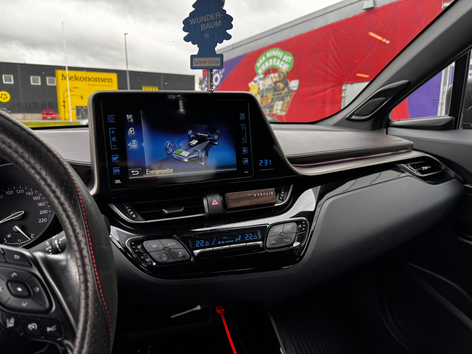 Toyota C-HR Hybrid Executive Drag Skinn 2019, bild 6/8