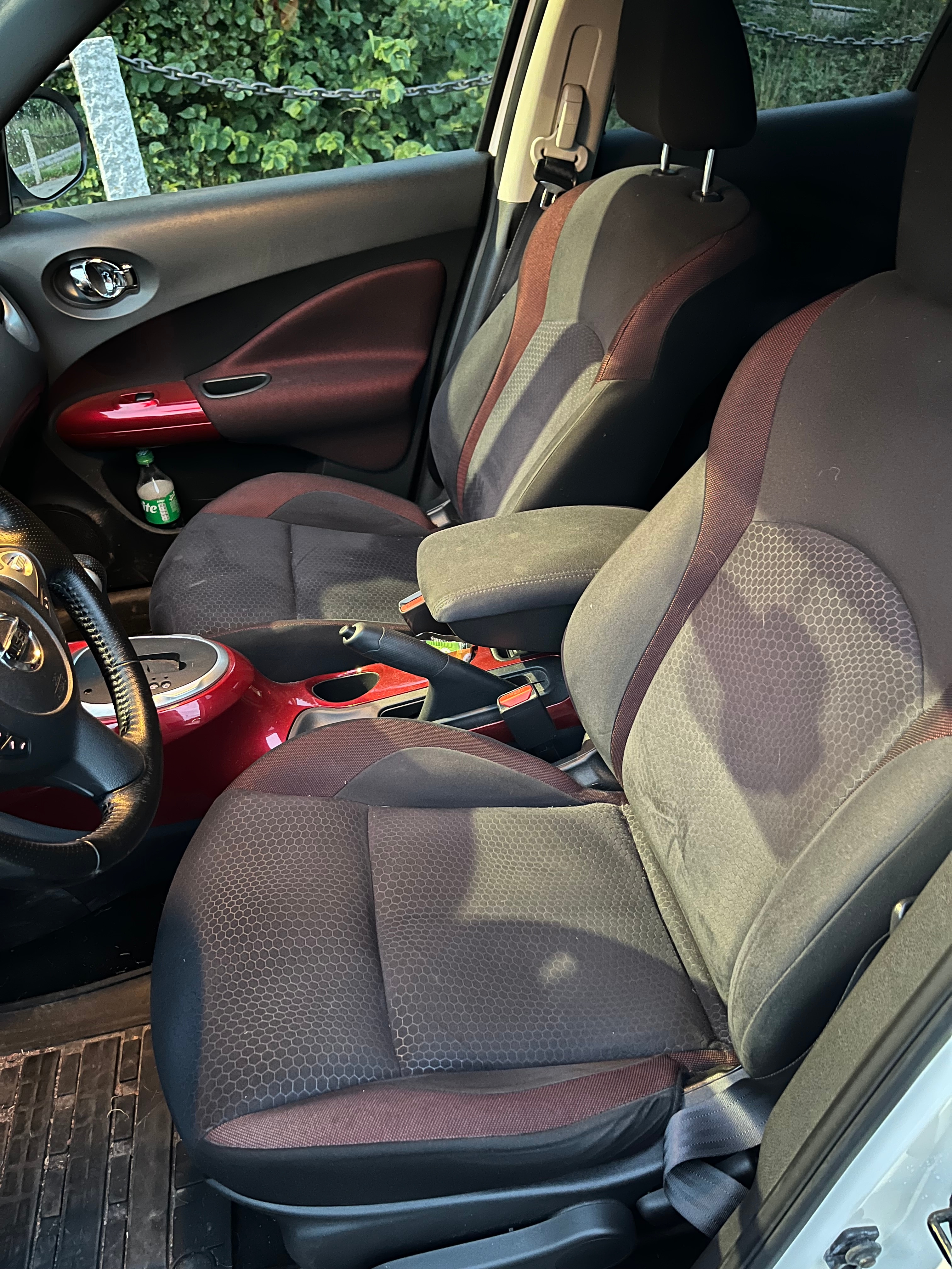 Nissan Juke 1.6 DIG-T 4x4 XTRONIC-CVT 2012, bild 5/8