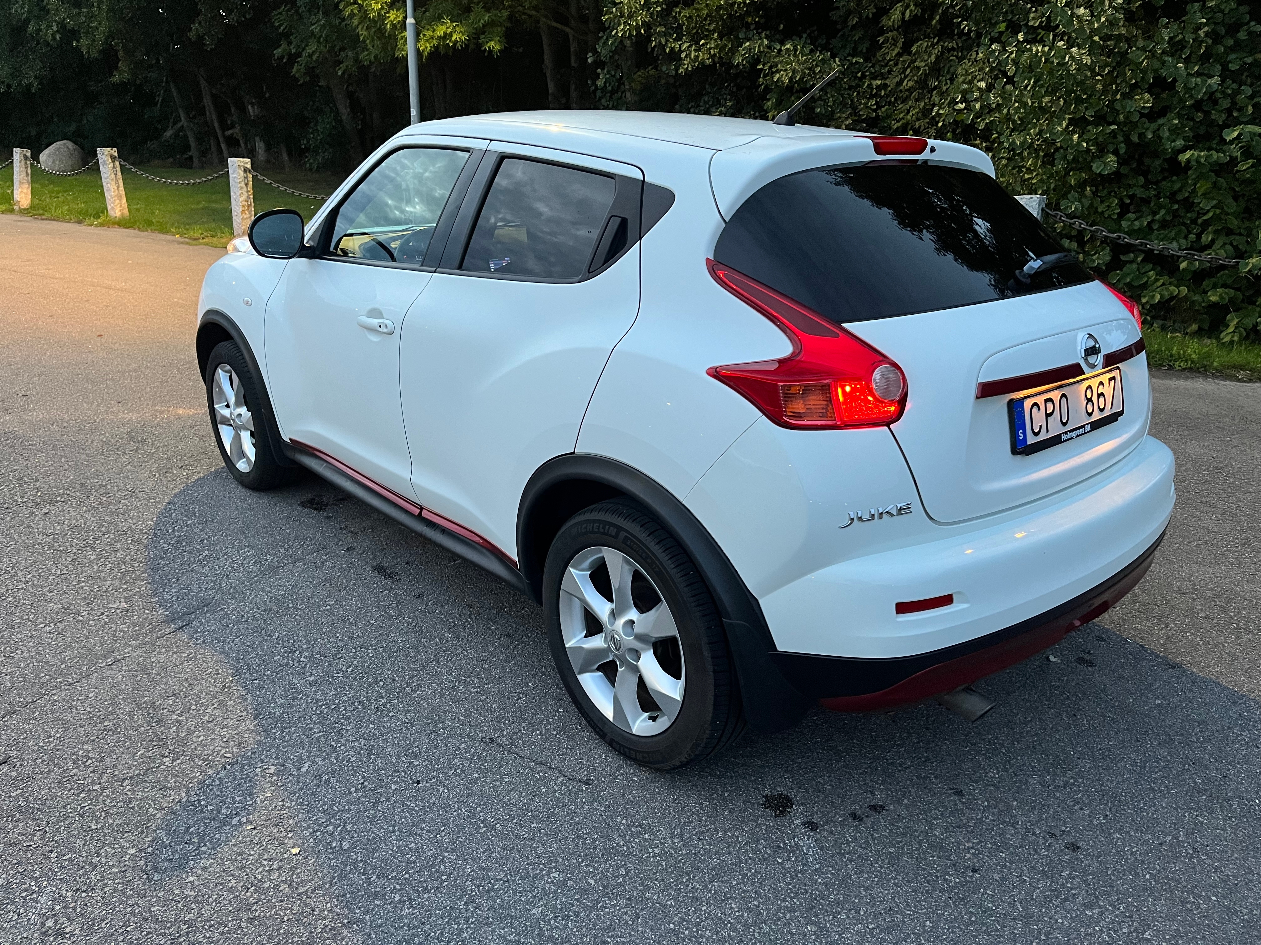 Nissan Juke 1.6 DIG-T 4x4 XTRONIC-CVT 2012, bild 6/8