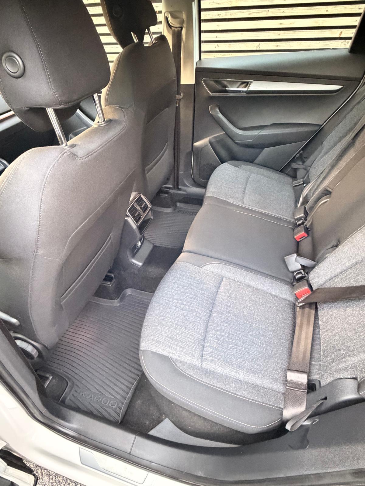 Skoda Karoq 1.0 TSI DSG Sekventiell 2019, bild 5/10