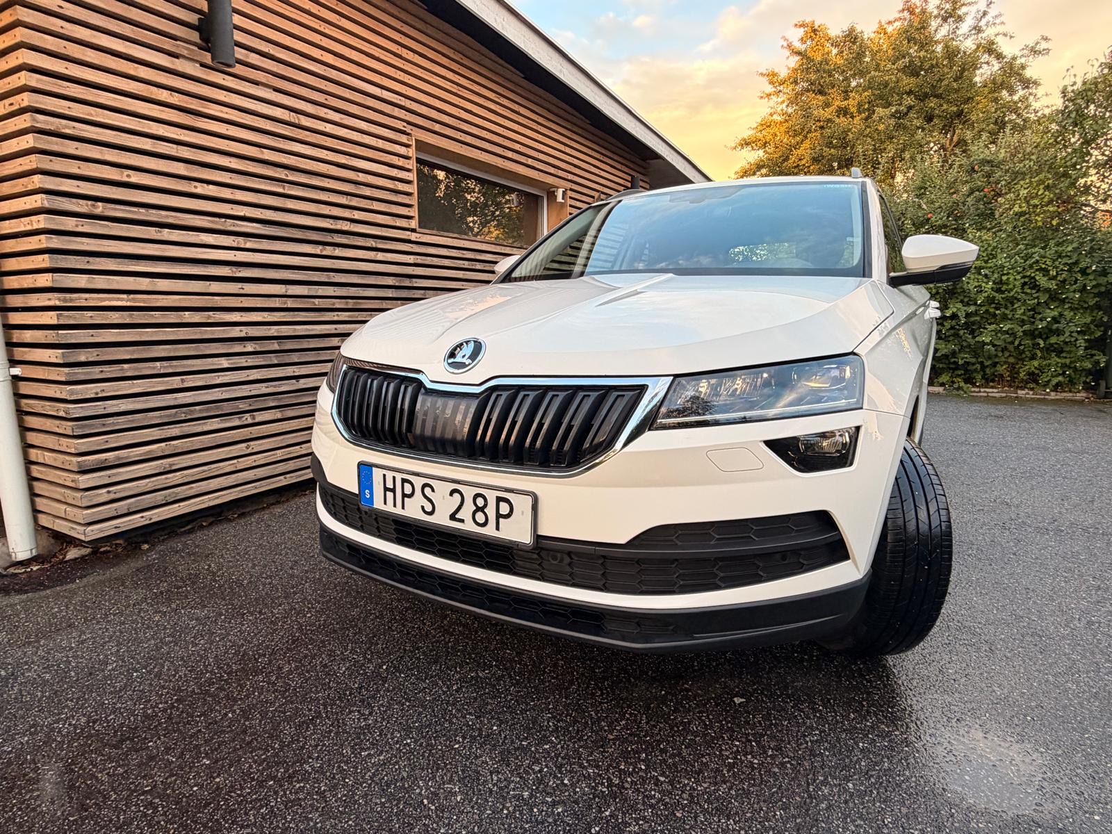 Skoda Karoq 1.0 TSI DSG Sekventiell 2019, bild 4/10