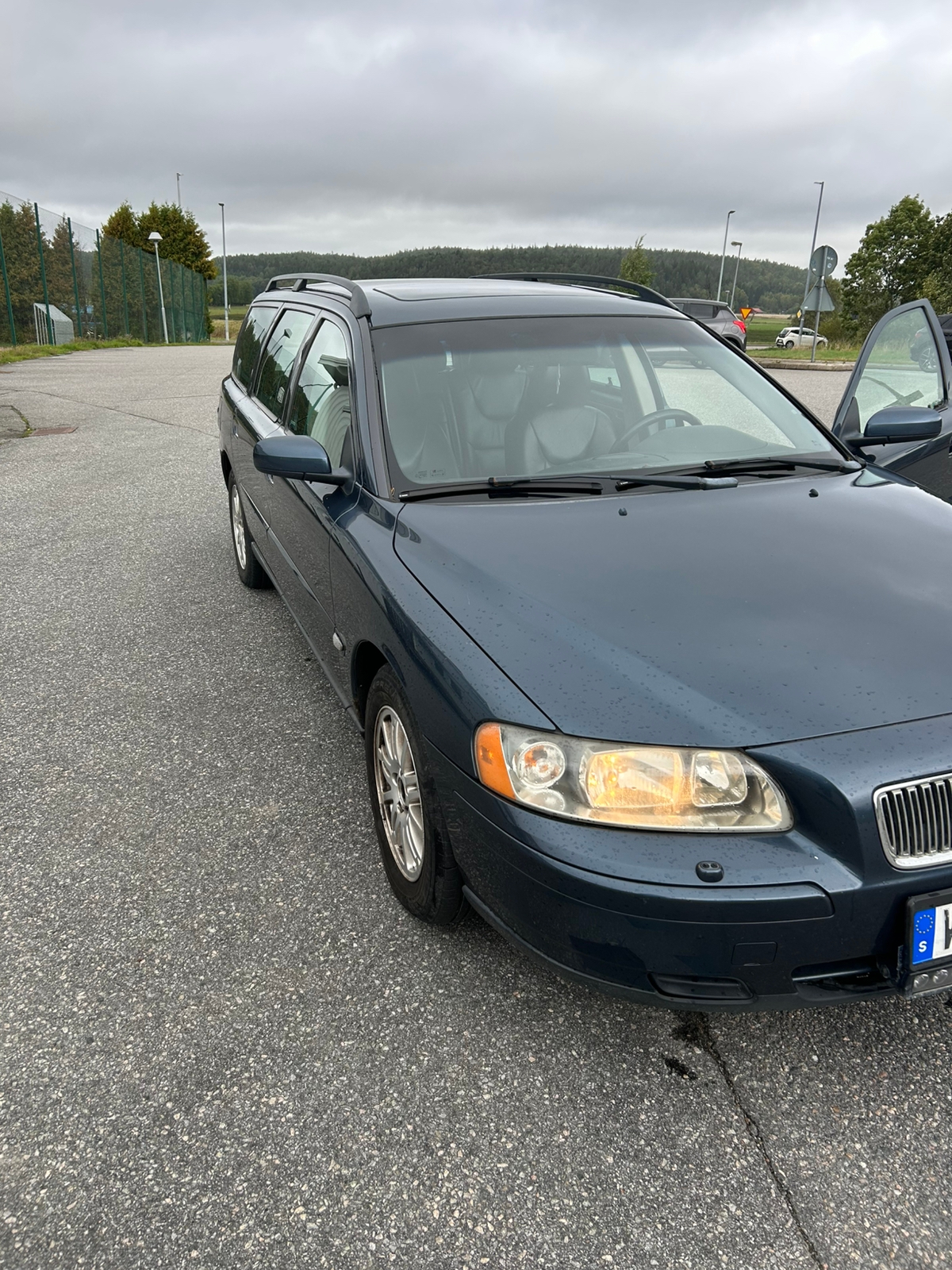 Volvo V70 2.4 Manuell 2005, bild 3/10