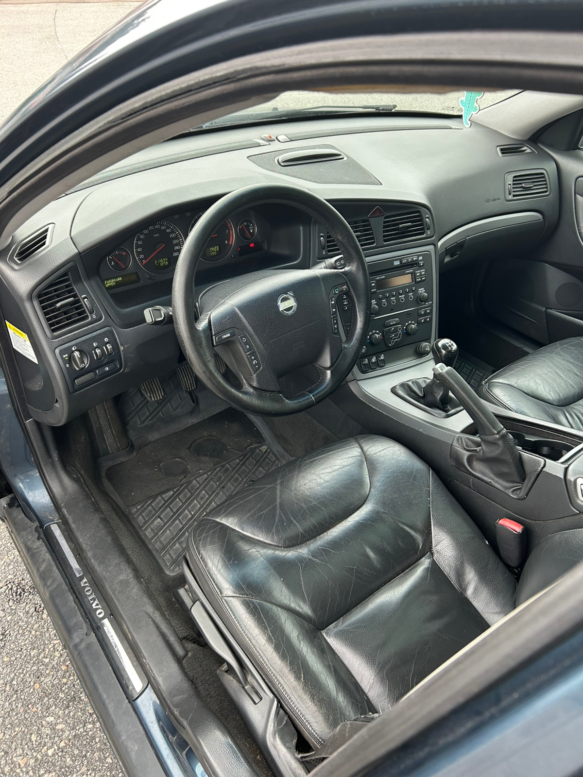Volvo V70 2.4 Manuell 2005, bild 6/10