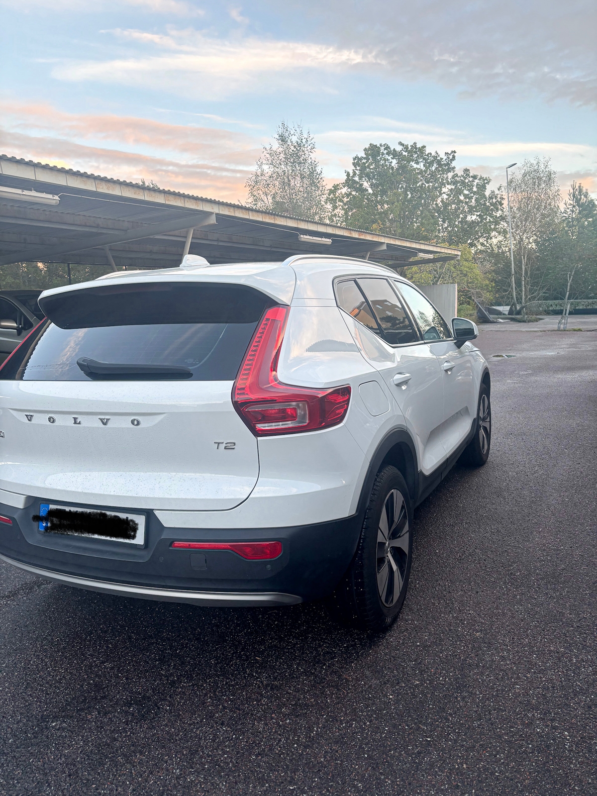 Volvo XC40 T2 Geartronic 2021, bild 3/6