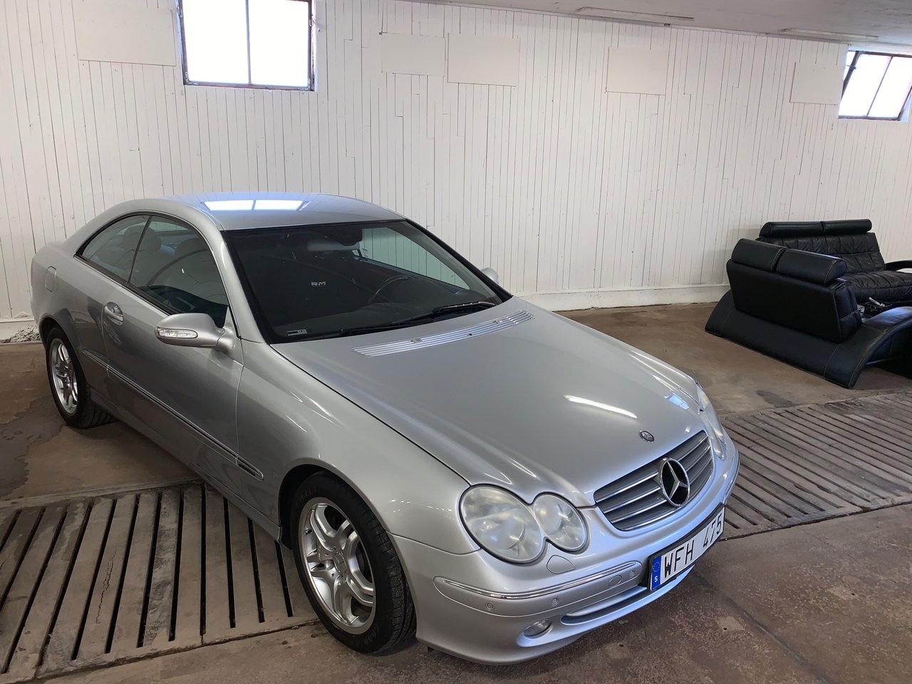 Mercedes-Benz CLK 2005, photo 2/9
