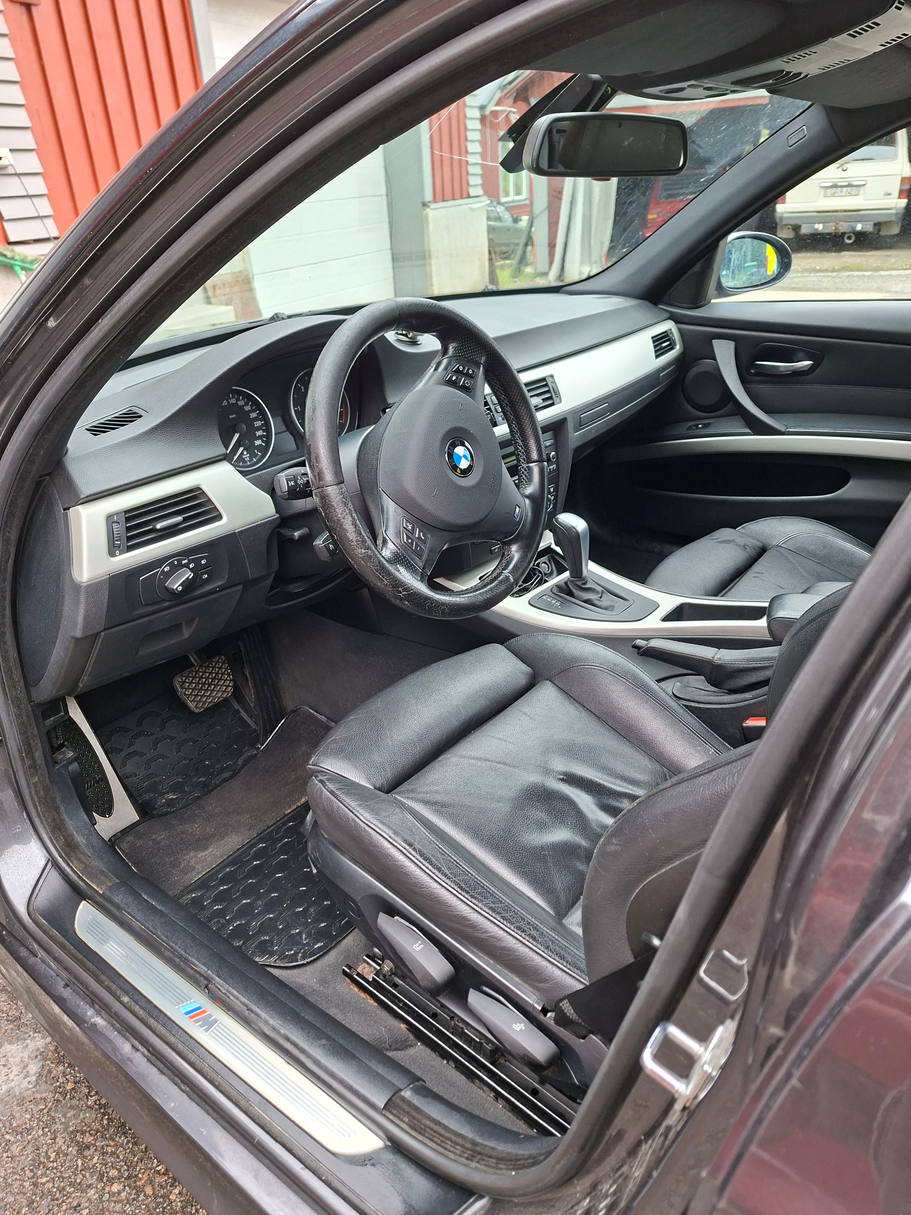 BMW 330 xd Touring Automatisk 2007, bild 5/7