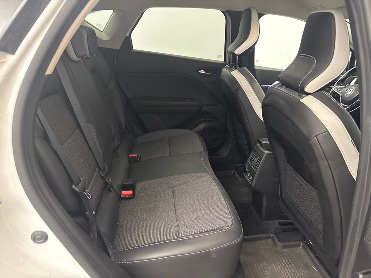 Renault Captur 2022, bild 6/8