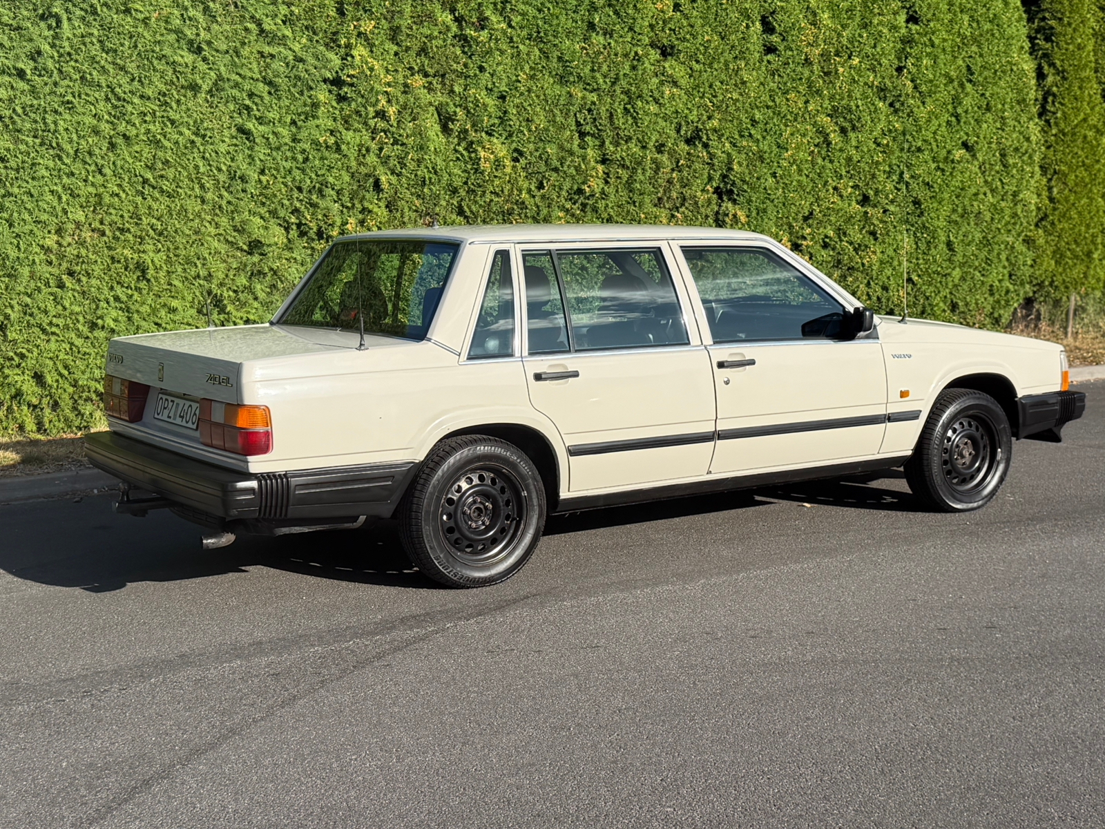 Volvo 740 2.3 Automatisk 1988, bild 4/7