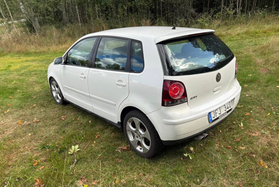Volkswagen Polo 5-door GTI 1.8 T Manuell 2009, bild 2/4
