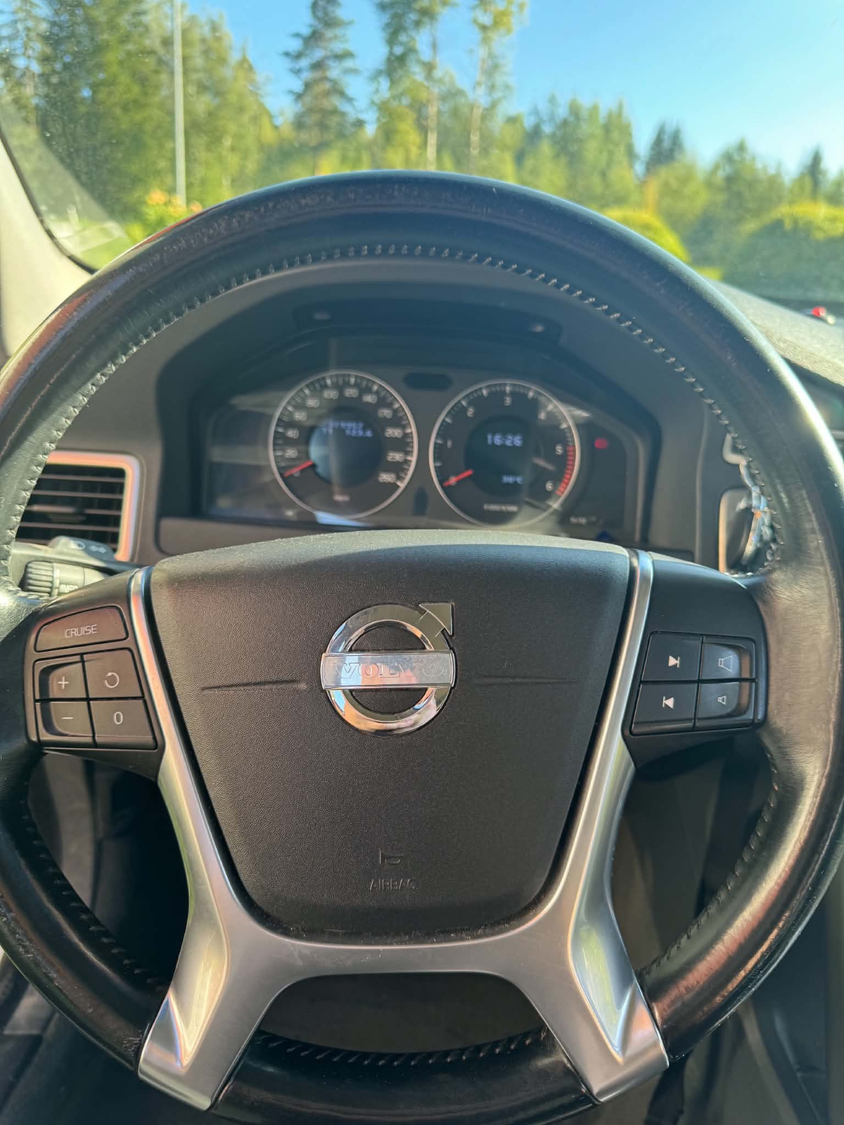 Volvo V70 1.6 D DRIVe Manuell 2010, bild 6/9