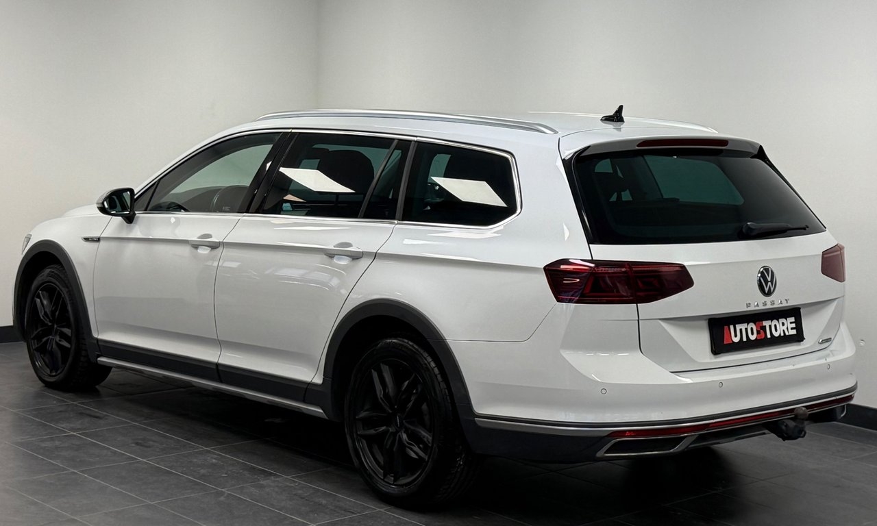 Volkswagen Passat 2024, bild 2/10