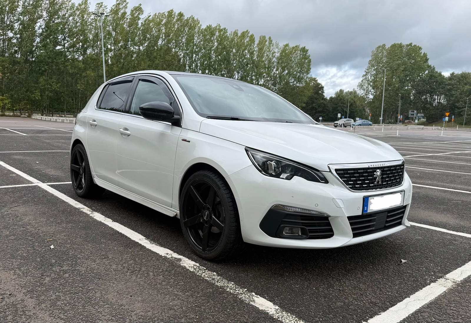 Peugeot 308 1.5 BlueHDi, GT-line 2019, bild 3/10
