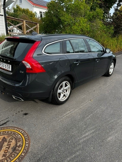 Volvo V60 D4 Manuell 2015, kuva 3/7