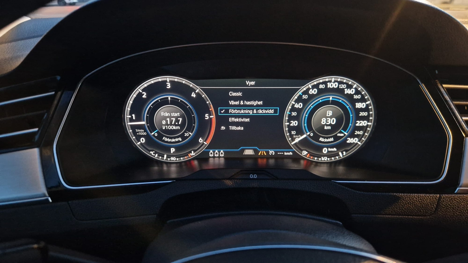 Volkswagen Passat 2018, photo 7/10