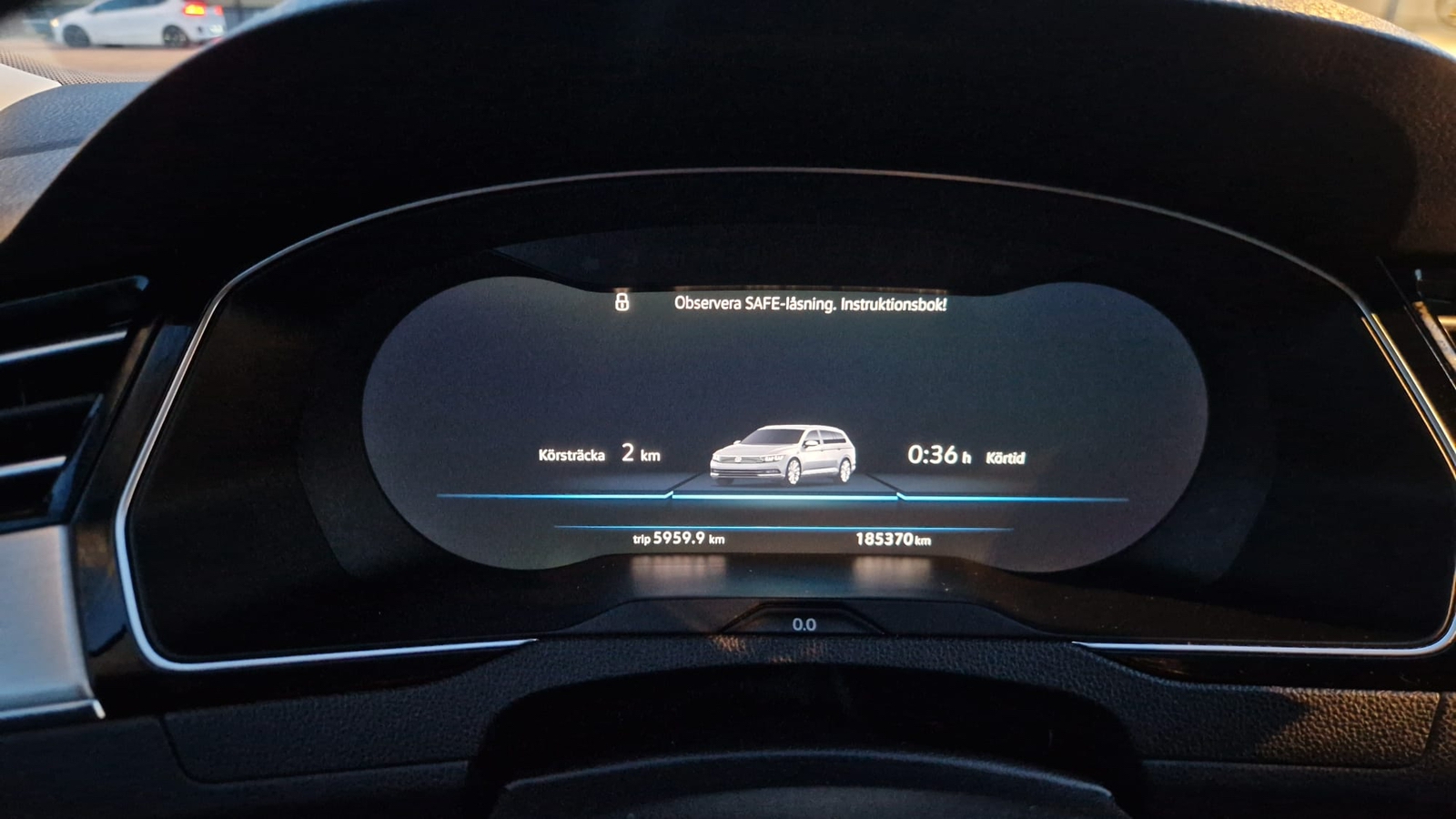 Volkswagen Passat 2018, photo 5/10