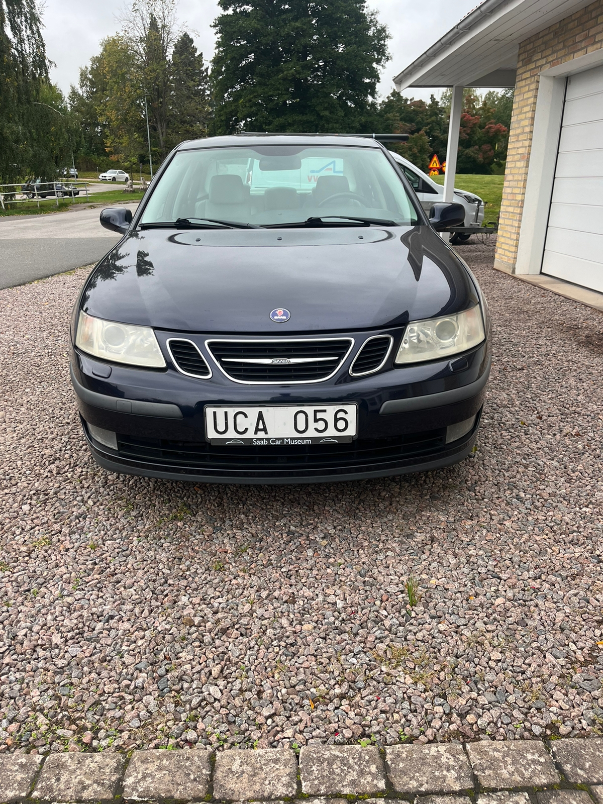 Saab 9-3 SportSedan 2.0 T Manuell 2003, bild 2/10
