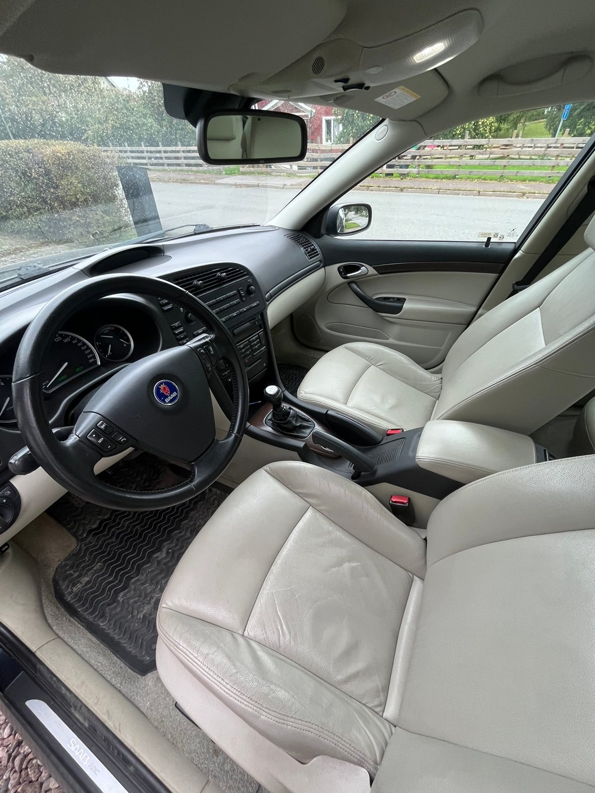 Saab 9-3 SportSedan 2.0 T Manuell 2003, bild 4/10